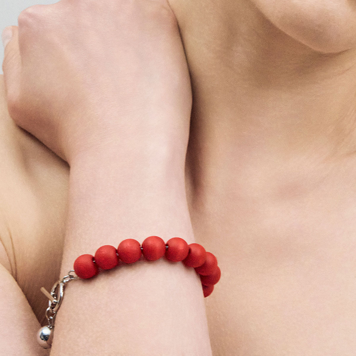 Valma bracelet, red