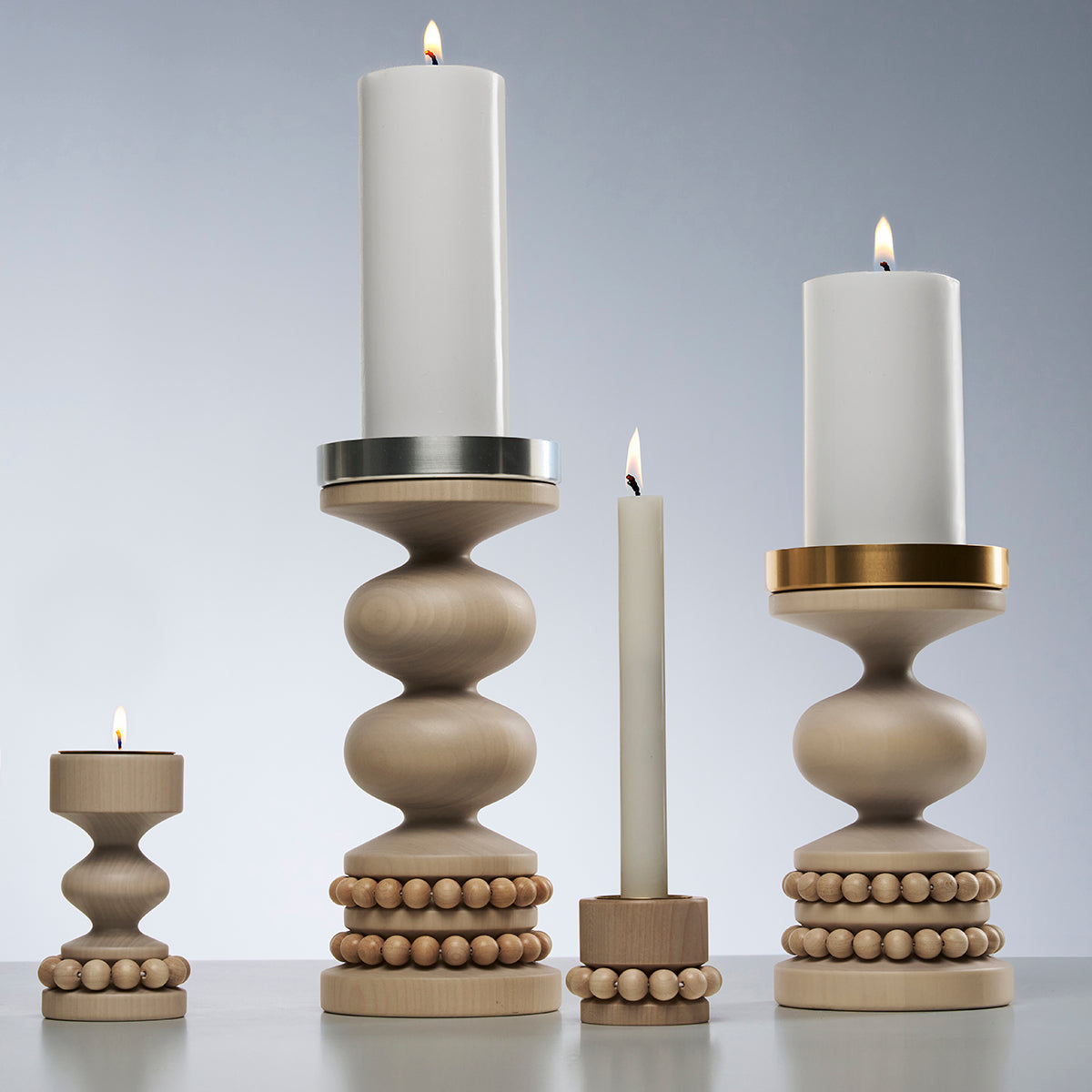Tsaaritar candleholder, varnished wood