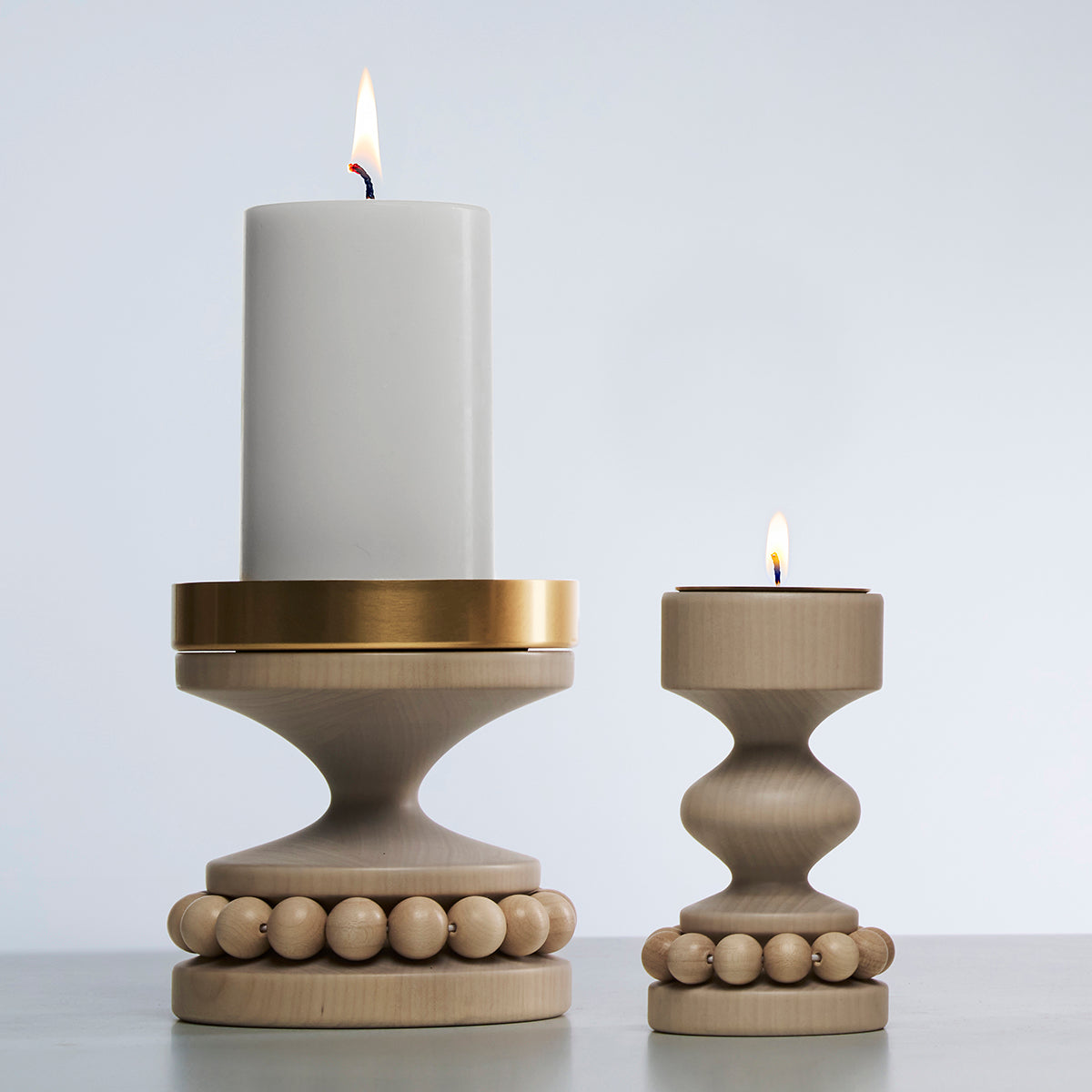 Ruustinna candleholder, varnished wood and gold