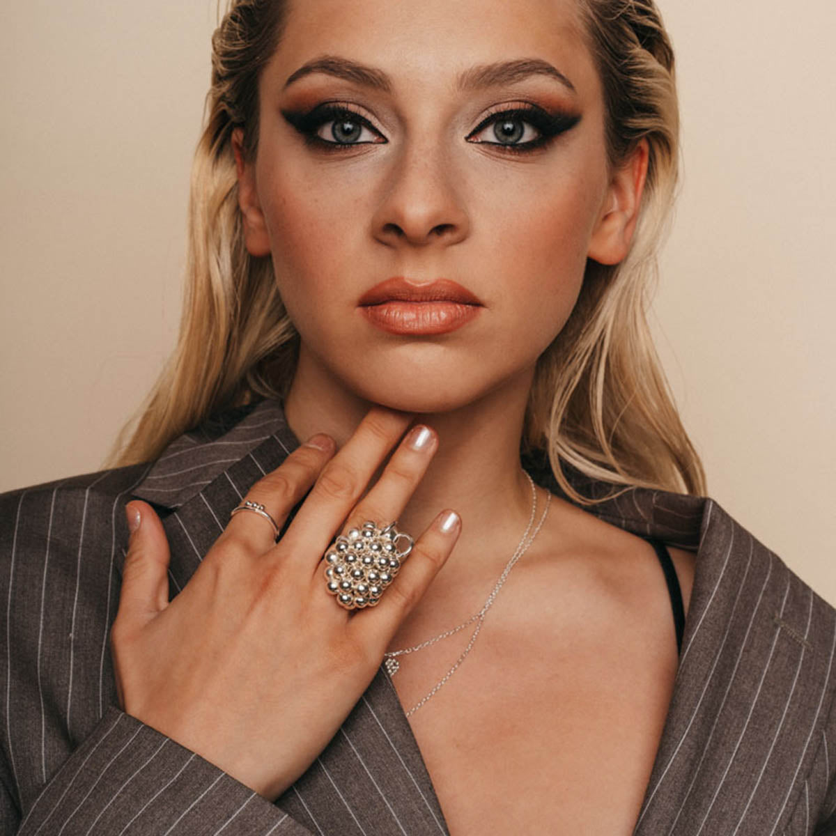 Yllätys ring, 3 beads, silver