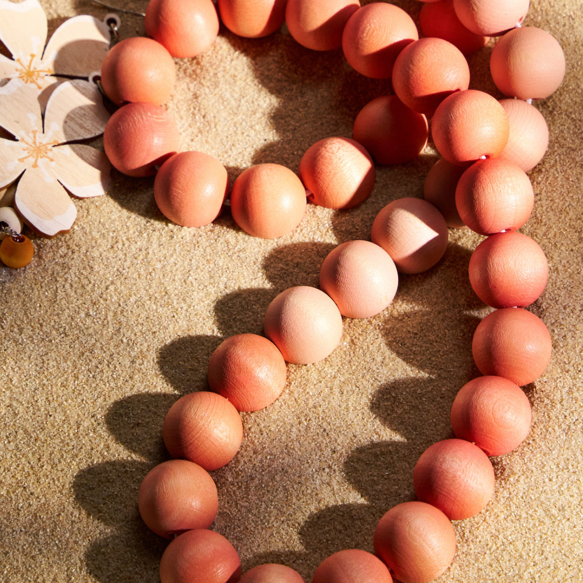 Suometar necklace, orange