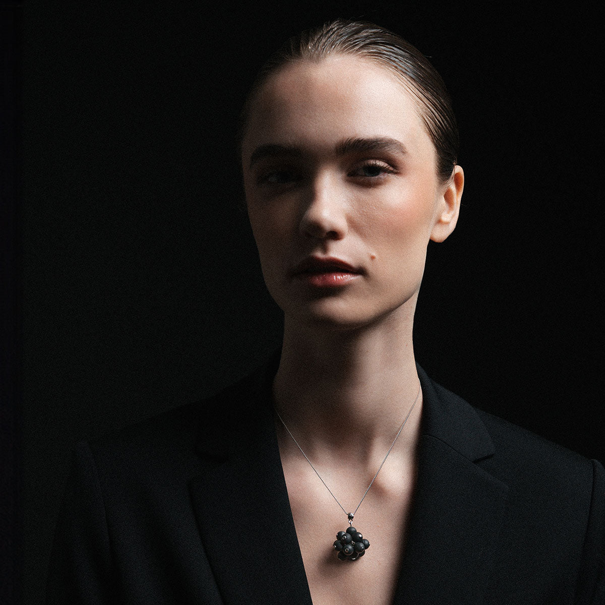 Herukka necklace, black