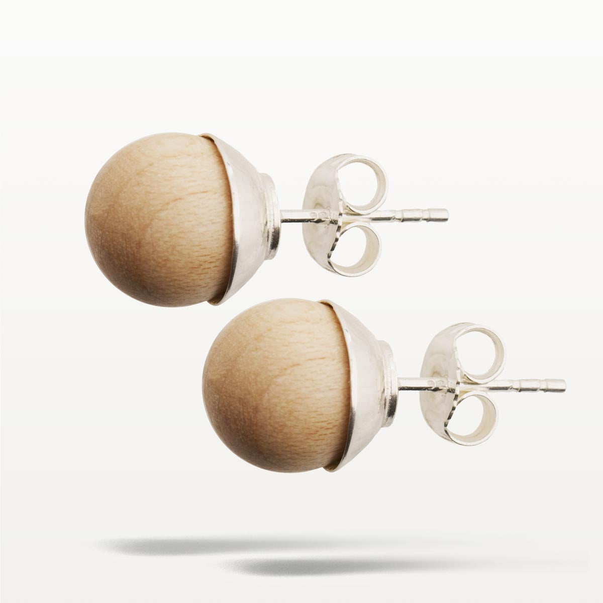 Alisa earrings, varnished wood