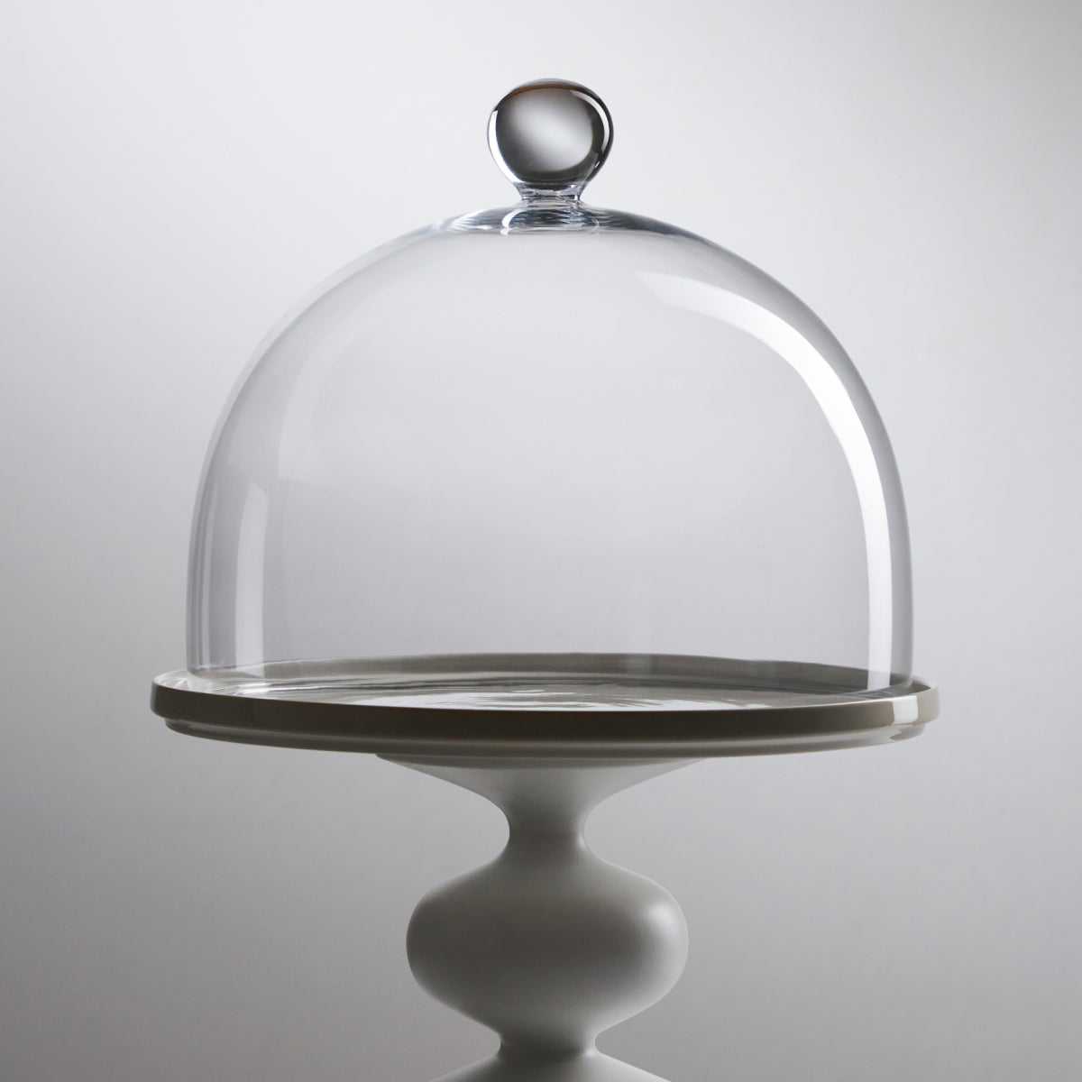 Glass dome for the Kuningatar tray
