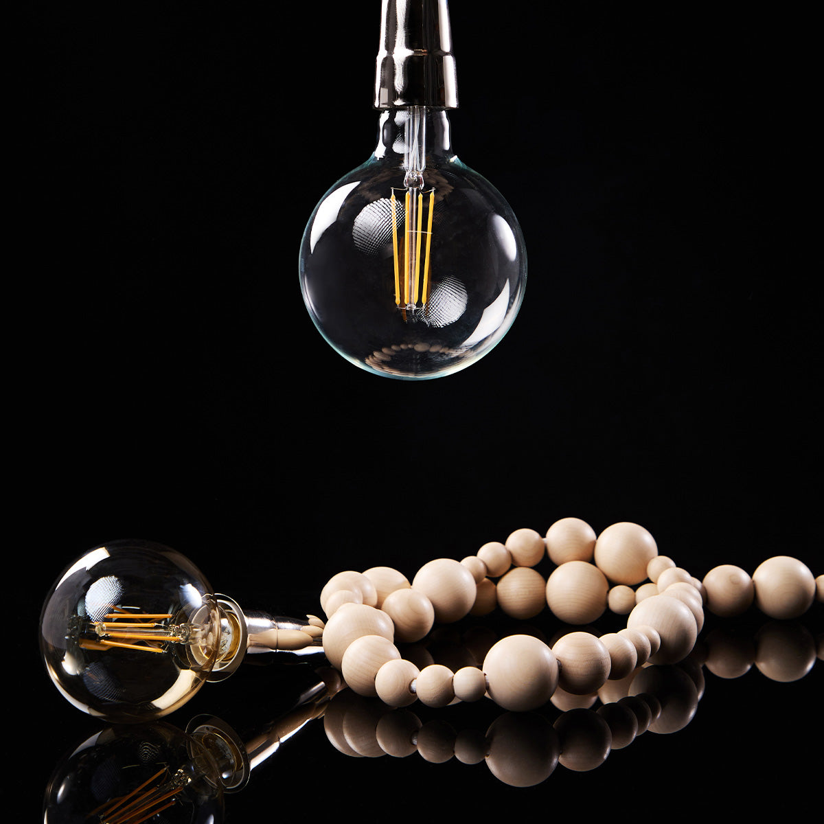 Helmi ceiling lamp, varnished wood