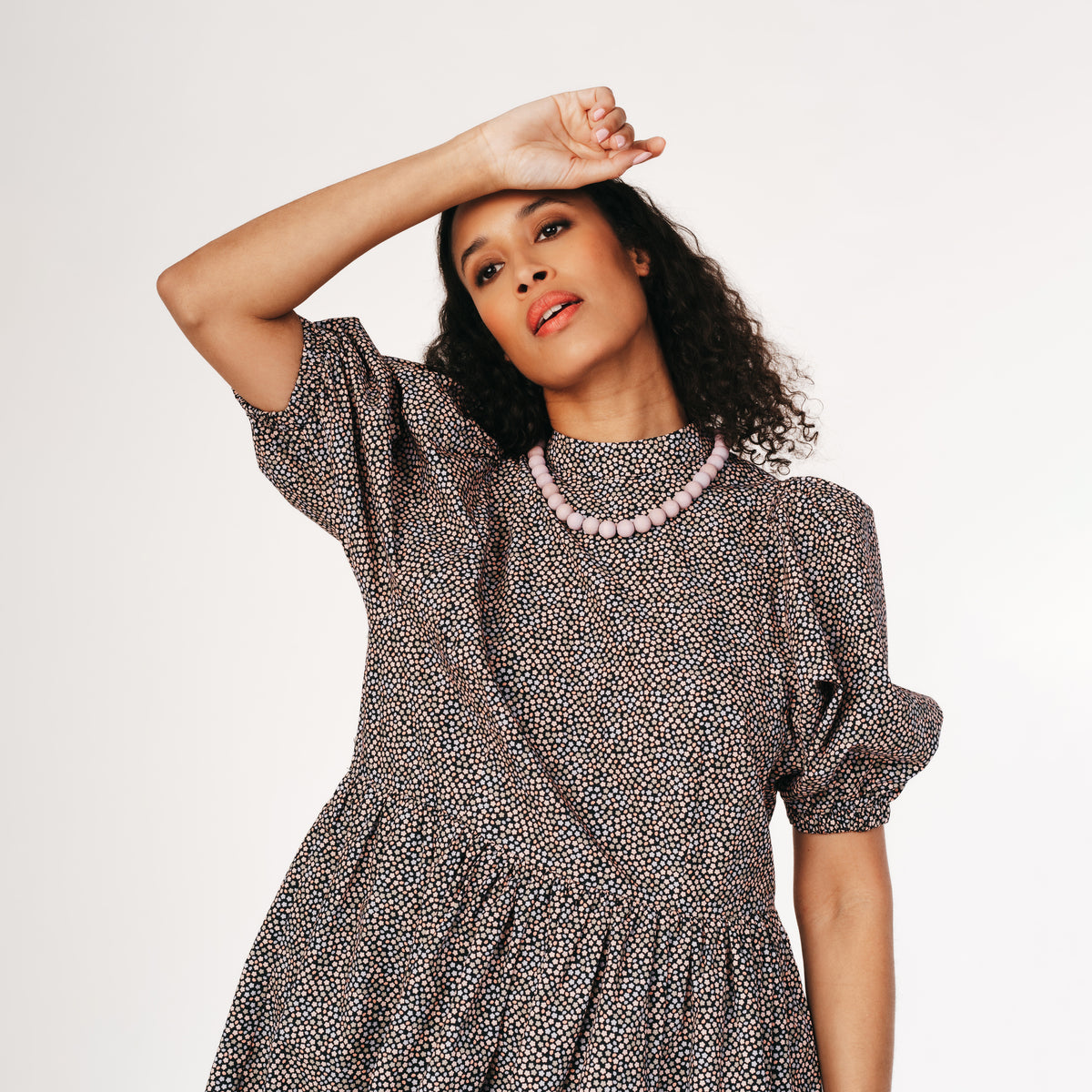 Sara dress, lemmikki