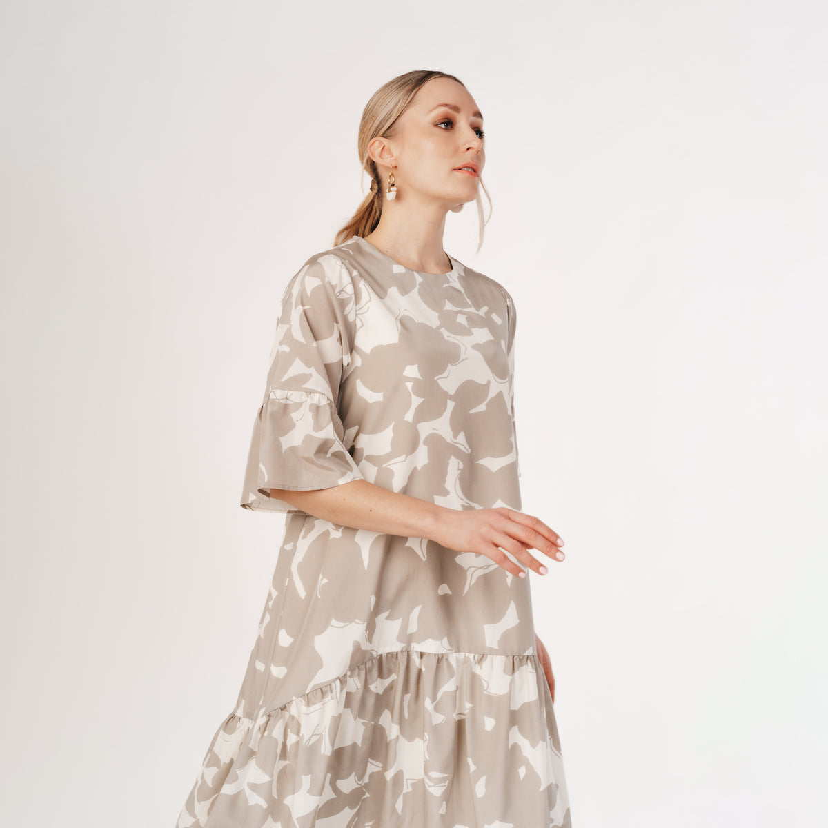 Taika dress, beige