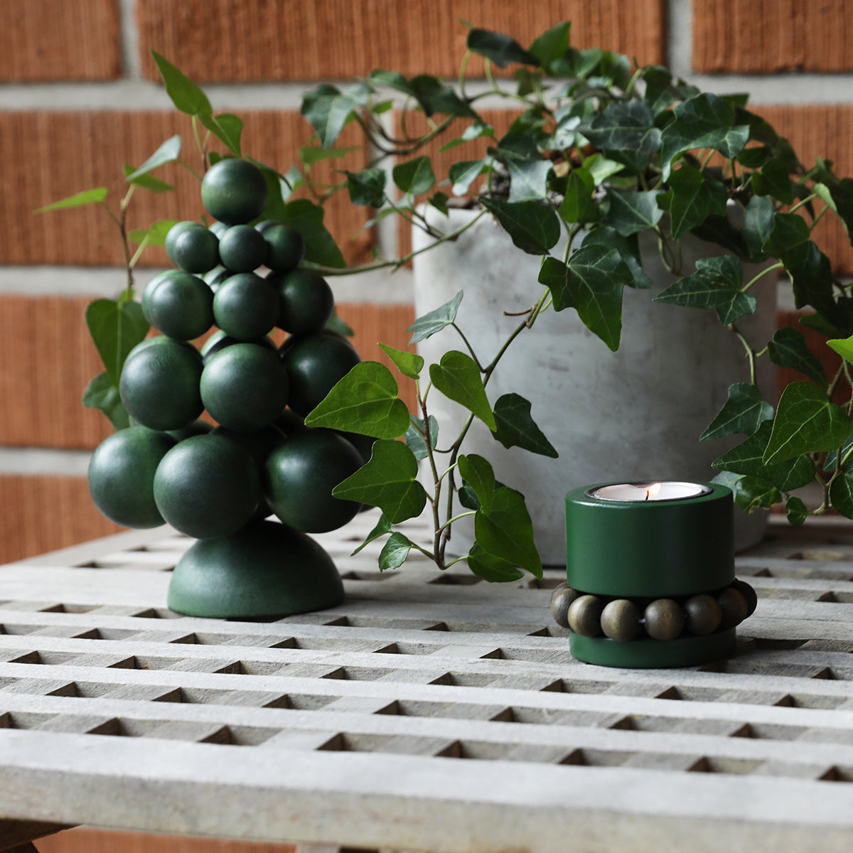 Kuusinen decoration, spruce green