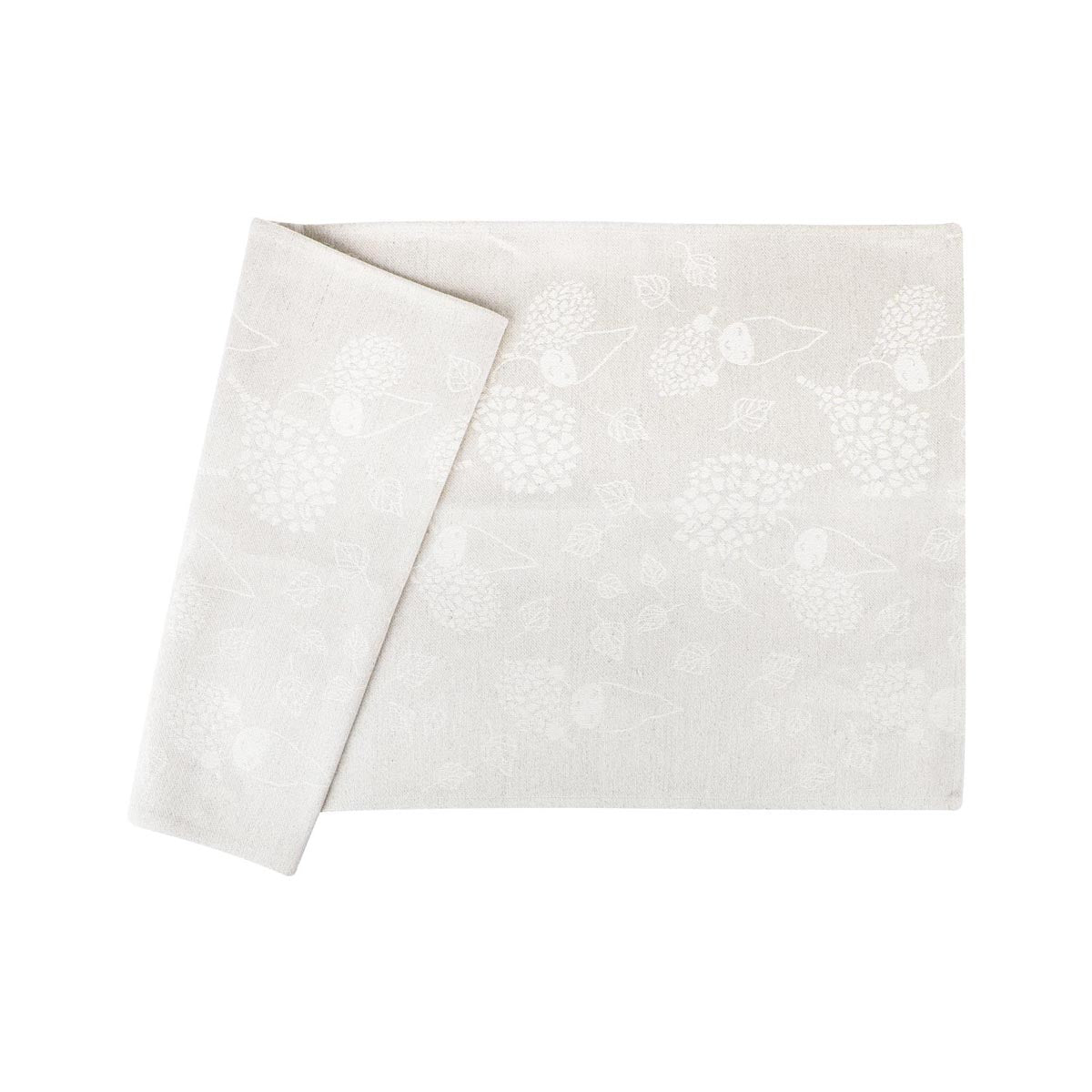 Bench and bath towel outlet
