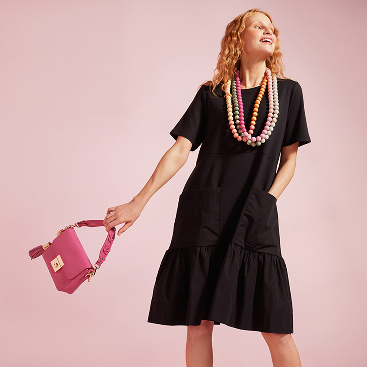 Suometar necklace, shades of pink