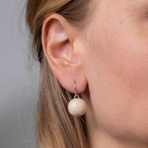 Karpalo earrings, white