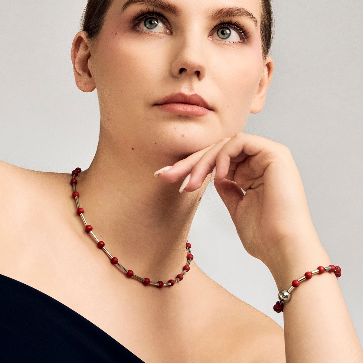 Mila necklace, red