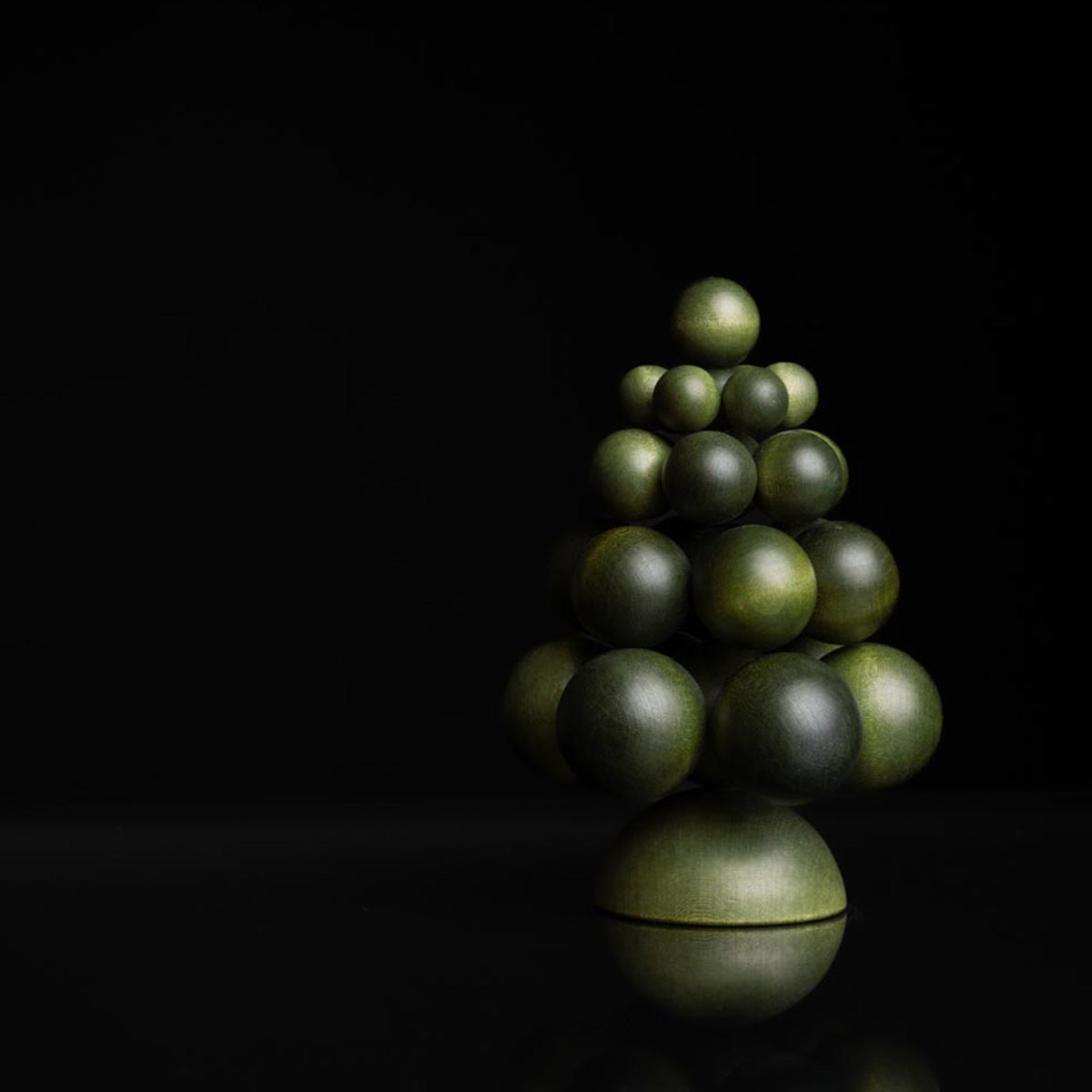 Kuusinen ornament, green