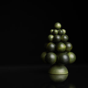 Kuusinen ornament, green