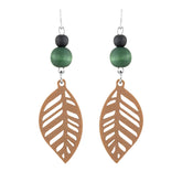 Hopeapihlaja earrings, black and green