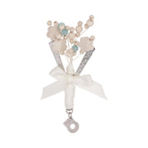 Sinisilmä brooch, ecru