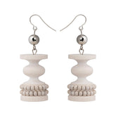 Keisarinna earrings, ecru