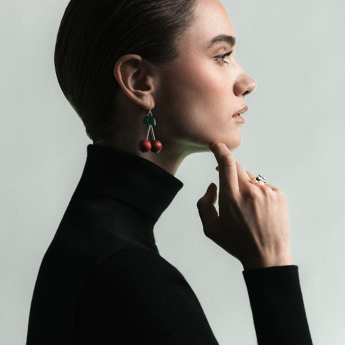 Kirsikka earrings, wine red