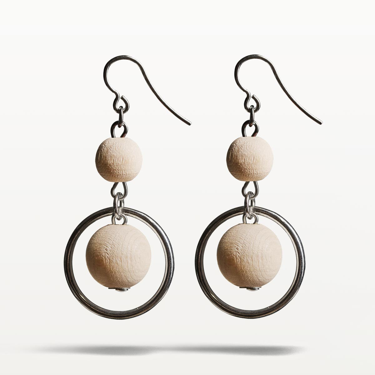 Iisa earrings, ecru
