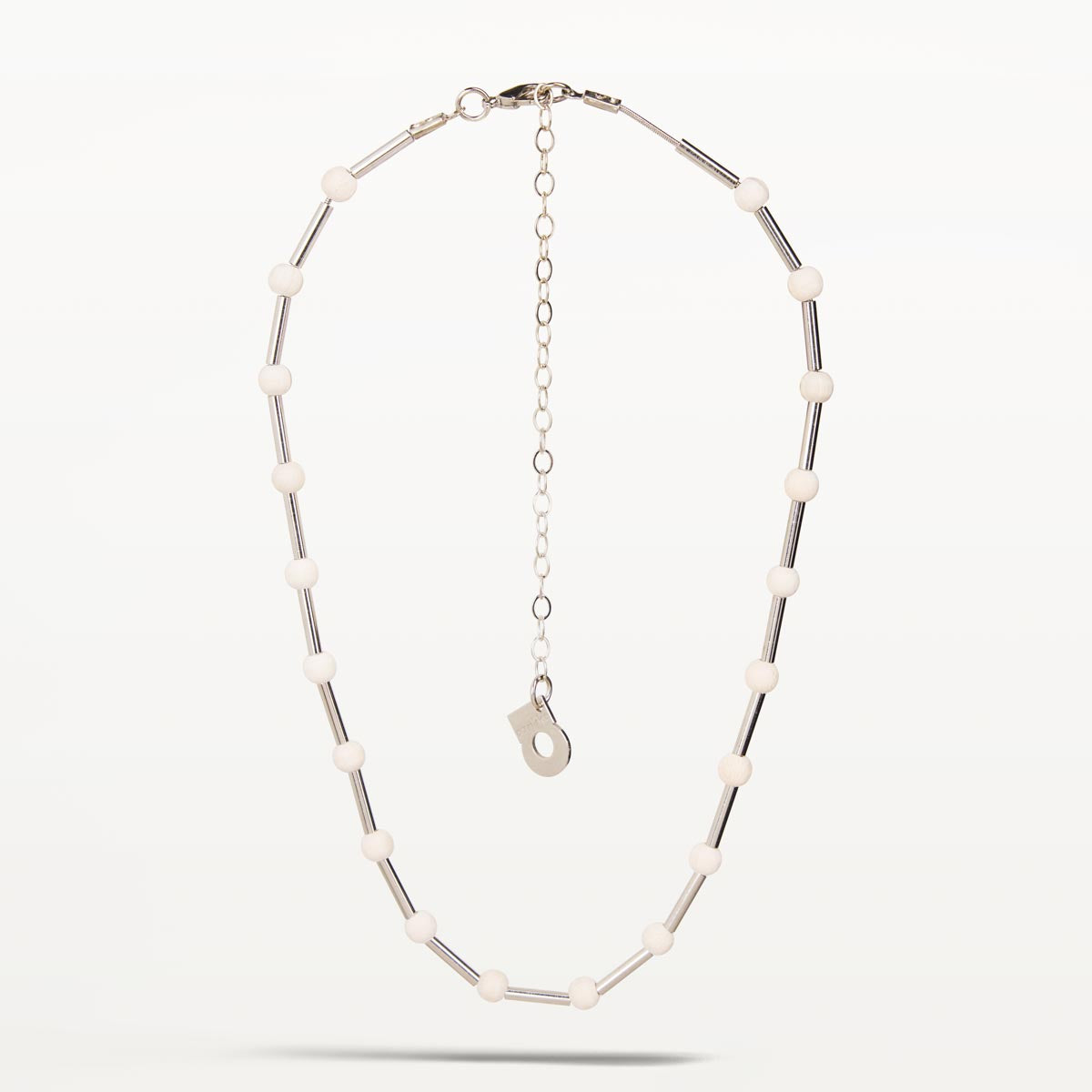 Mila necklace, ecru