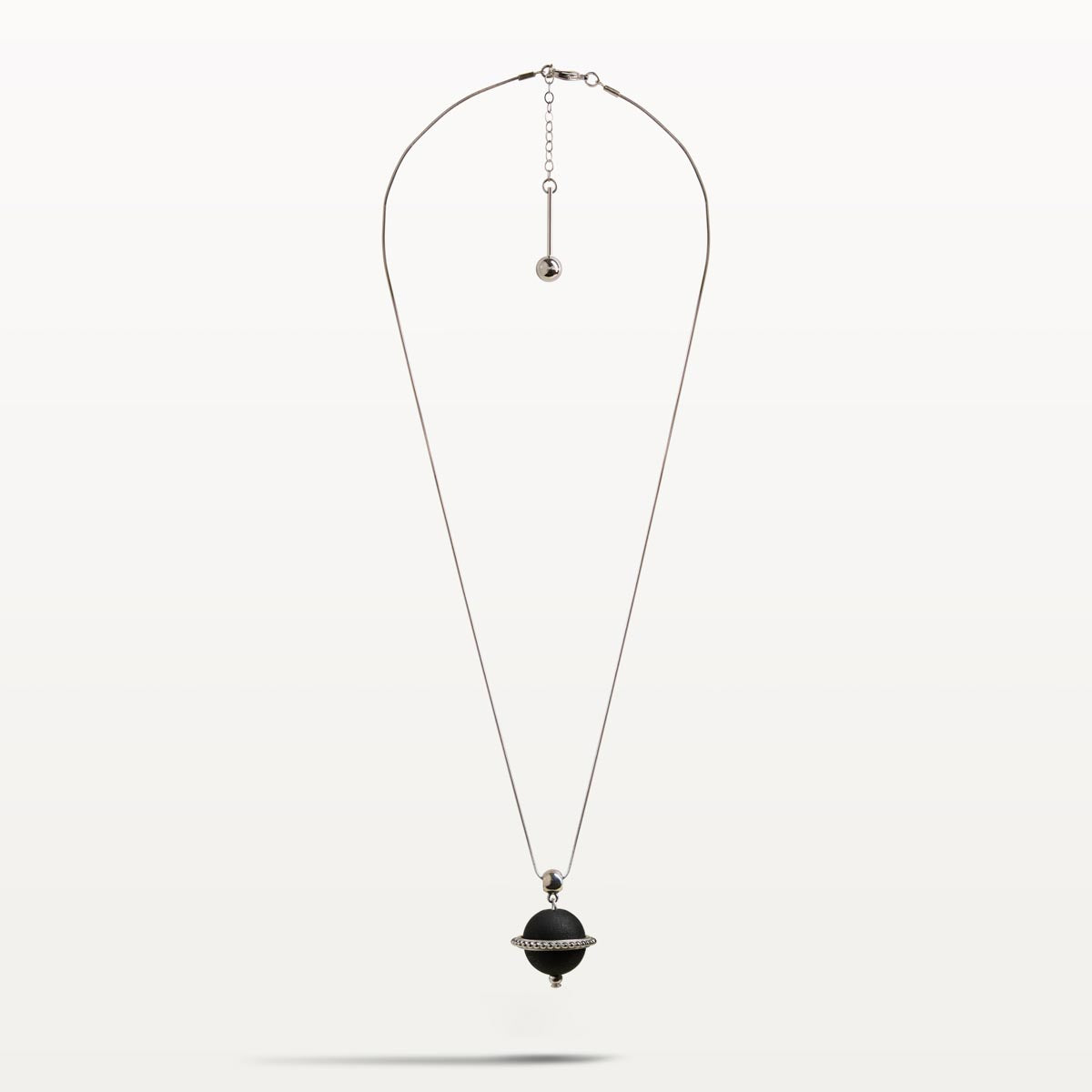 Nova necklace, black