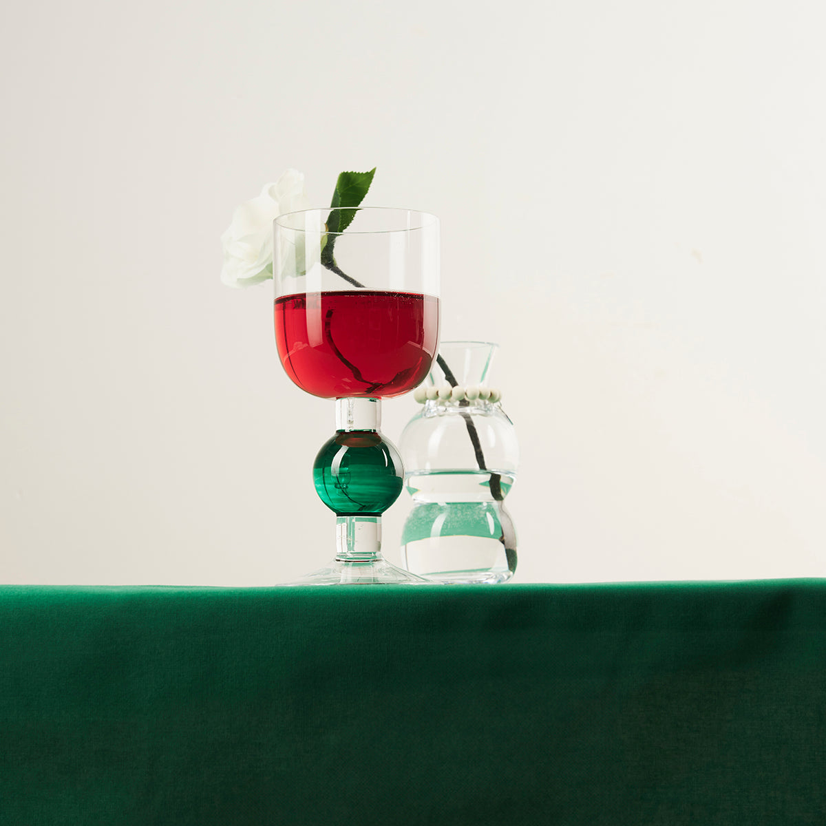 Kupla wine glass, green, 30 cl, 2 pcs