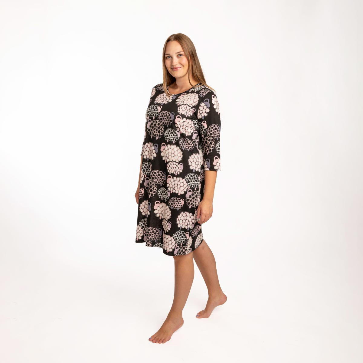 Pikkupässi nightgown, black
