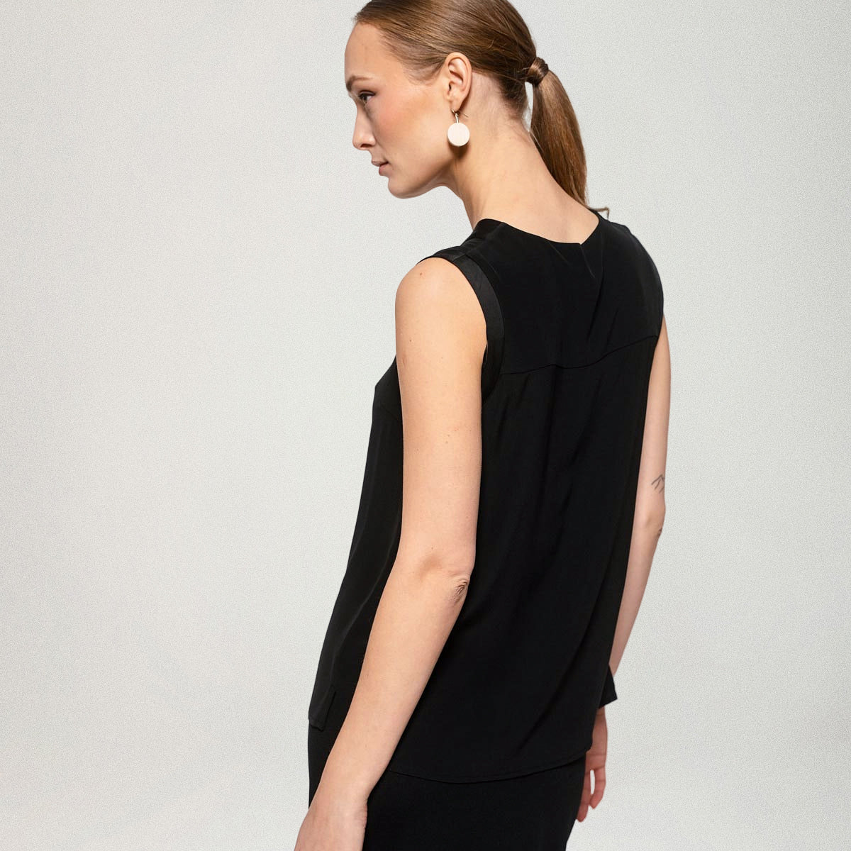 Solana top, charcoal