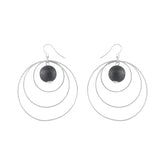 Piruetti earrings, black